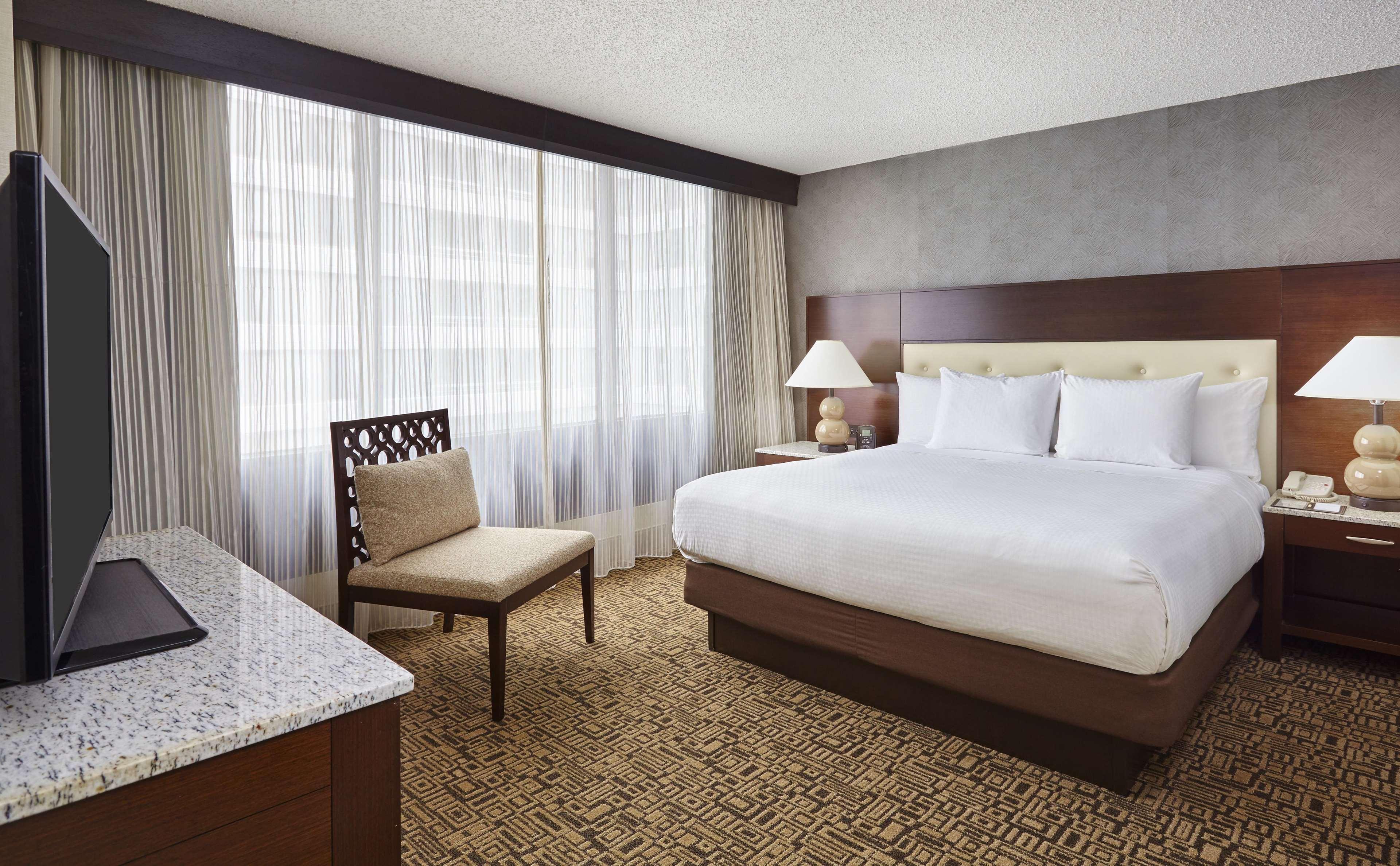 Doubletree By Hilton Washington Dc - Crystal City Arlington Exterior photo